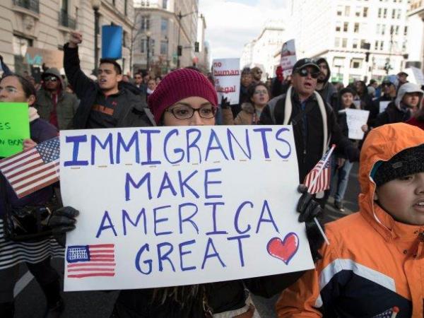 Del pánico a una narrativa inmigrante